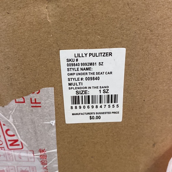 NWT Lilly Pulitzer GWP Under The Seat Carry On - Picture 10 of 14